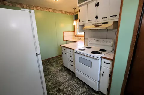 Kitchen - 48 N North, White Cloud, MI 49349 photo 1 of 2