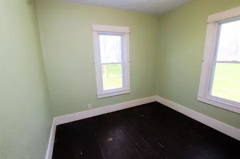 Bedroom - 48 N North, White Cloud, MI 49349 photo 3 of 3