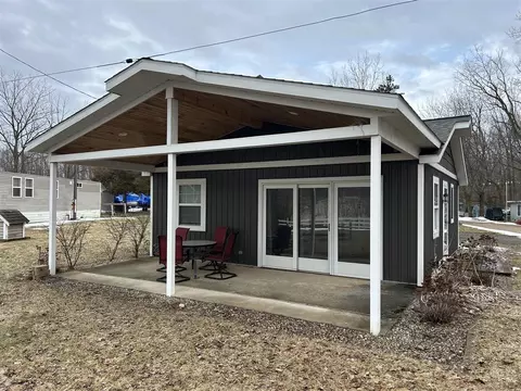 1495 Big Lk, Hopkins, MI 49328