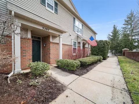 3287 Theodore, Wixom, MI 48393