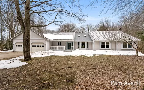 385 E Sternberg, Norton Shores, MI 49441