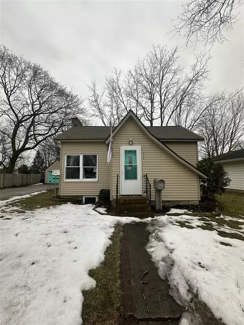 428 W Oak, Fremont, MI 49412
