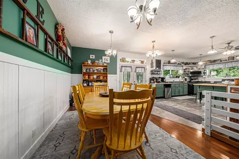 Dining - 11402 M-60, Three Rivers, MI 49093 photo 1 of 2