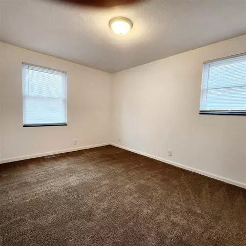 Bedroom - 3980 Juniper, Jackson, MI 49201 photo 3 of 6