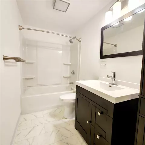 Bath - 3980 Juniper, Jackson, MI 49201 photo 1 of 2