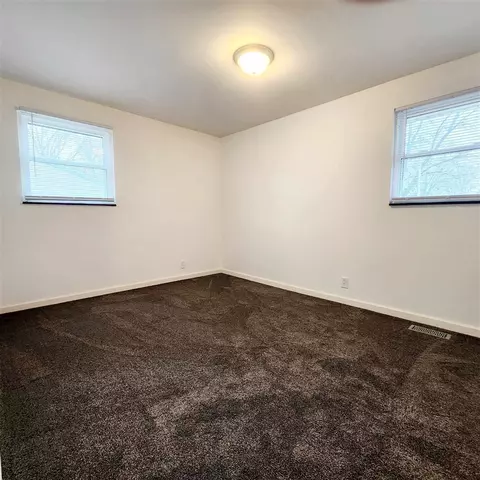 Bedroom - 3980 Juniper, Jackson, MI 49201 photo 1 of 6