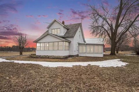3921 9th, Wayland, MI 49348