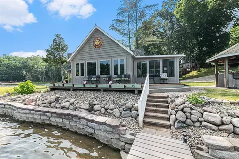 78457 North, Lawton, MI 49065