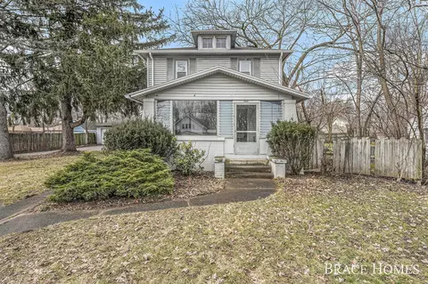 2421 Miller, Grand Rapids, MI 49544