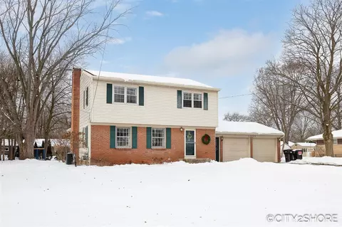 7655 Graceland, Jenison, MI 49428