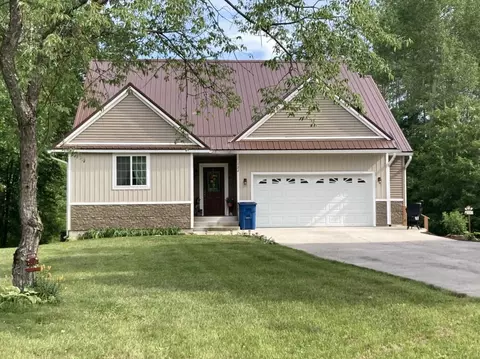 122 S S Br, Hesperia, MI 49421