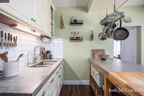 323 Lewis, Belding, MI 48809 photo 7