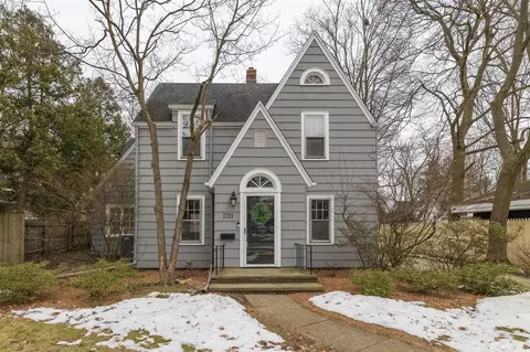 1731 Dover, Kalamazoo, MI 49008