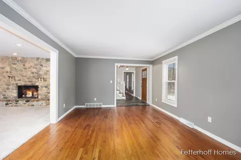 Living - 1964 Timber Trail Dr, Ada, MI 49301 photo 2 of 12