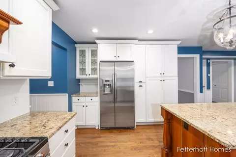 Kitchen - 1964 Timber Trail Dr, Ada, MI 49301 photo 8 of 8
