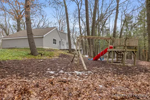 Exterior - 1964 Timber Trail Dr, Ada, MI 49301 photo 5 of 5