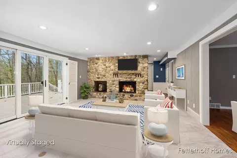 Living - 1964 Timber Trail Dr, Ada, MI 49301 photo 4 of 12