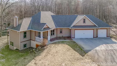 6670 Forest Crk, Holland, MI 49424