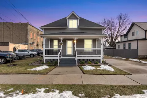 30 Washington, Sparta, MI 49345