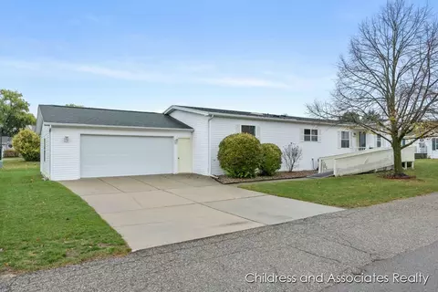 7506 Curry, Caledonia, MI 49316