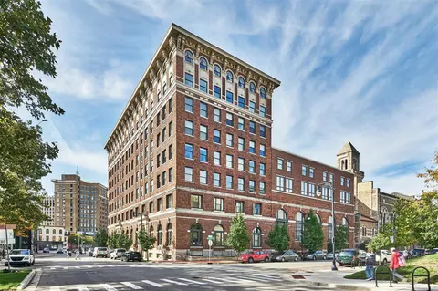 27 Library #505, Grand Rapids, MI 49503