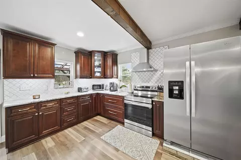 Kitchen - 8821 Buhl, Jerome, MI 49249 photo 3 of 4