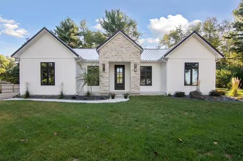 235 Steves Scenic, Horton, MI 49246