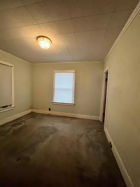 113 E Bird, Jackson, MI 49203 photo 6
