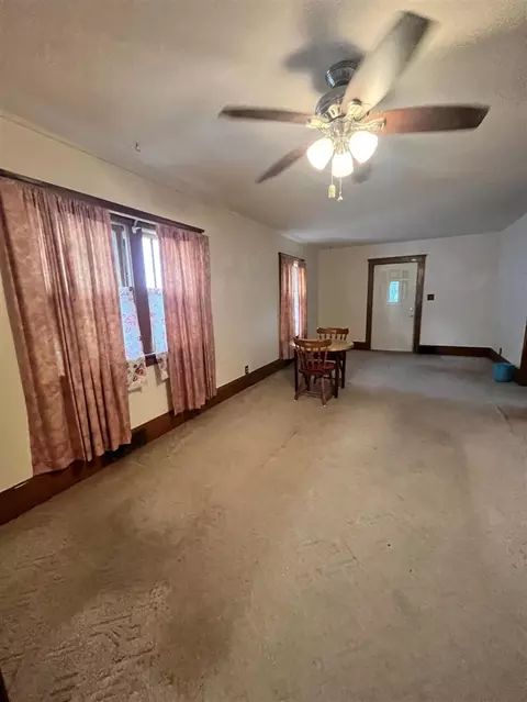 113 E Bird, Jackson, MI 49203 photo 8