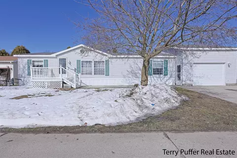 4164 Squaw Crk, Muskegon, MI 49442