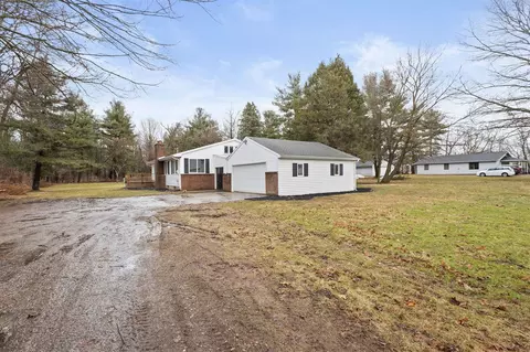 6153 Snyder, Berrien Springs, MI 49103