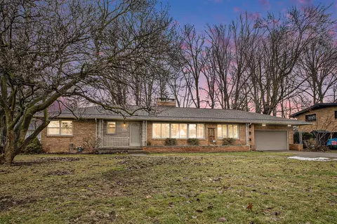 840 Oakhurst, Grand Rapids, MI 49504