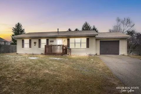 1011 N Wilson, Hastings, MI 49058