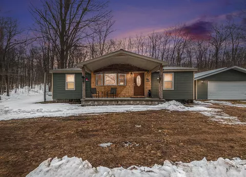 4942 S Hawkins, Chase, MI 49623