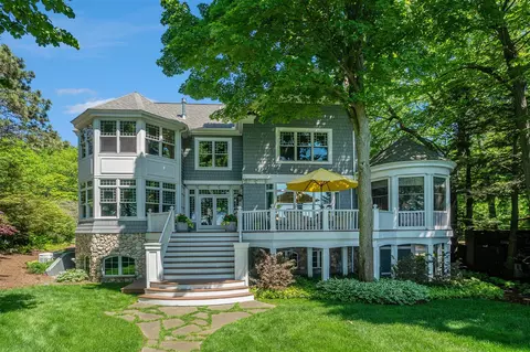 6059 Lakeshore, West Olive, MI 49460