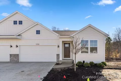 12350 Hawley #13, Grand Haven, MI 49417
