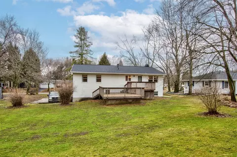 Exterior - 6597 Lorrie Dr, Spring Arbor, MI 49283 photo 5 of 5