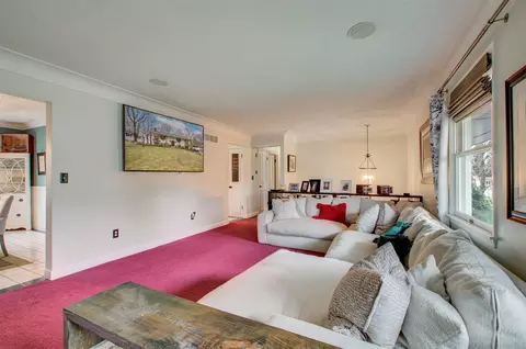 Living - 6597 Lorrie Dr, Spring Arbor, MI 49283 photo 4 of 5