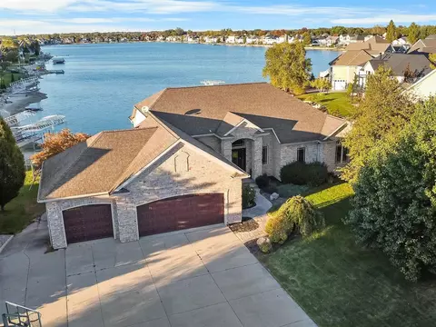 1757 Van Buren, Hudsonville, MI 49426