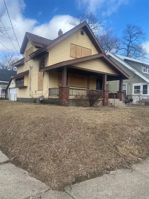 501 SE Griggs, Grand Rapids, MI 49507