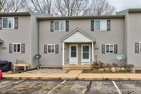 130 Irving #3, Middleville, MI 49333