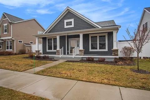 6936 E Rain Gdn, Rockford, MI 49341