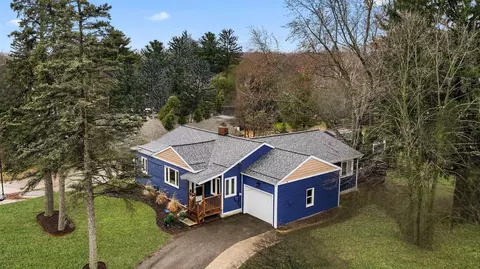 202 S Berrien, New Buffalo, MI 49117