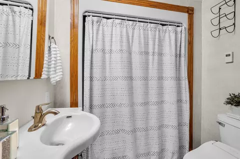 7905 E Michigan, Jackson, MI 49201 photo 14