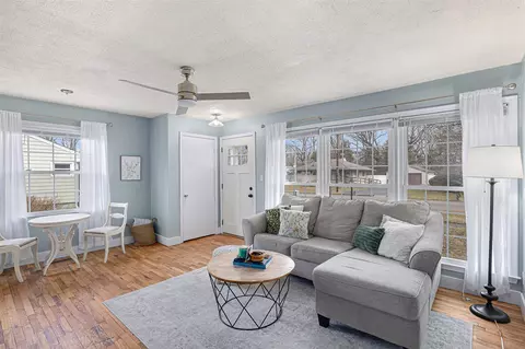 2422 Dawn, Jackson, MI 49203 photo 4