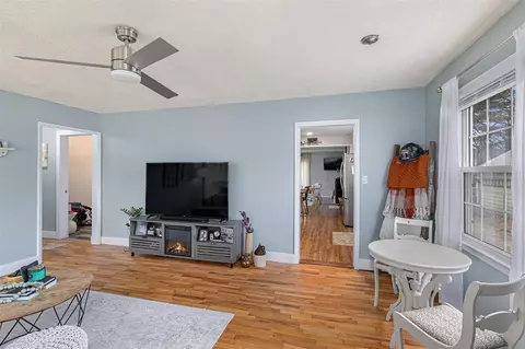 2422 Dawn, Jackson, MI 49203 photo 6