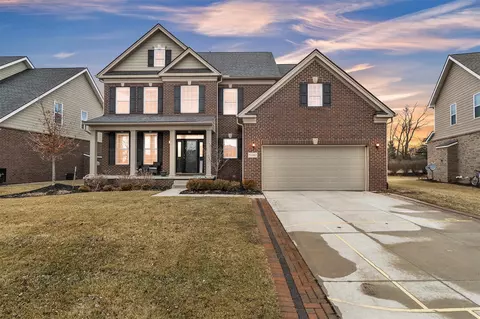 51162 Scarborough, Canton, MI 48188