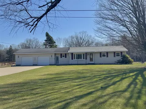 13094 128th, Grand Haven, MI 49417