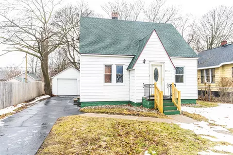 2233 7th, Muskegon, MI 49444