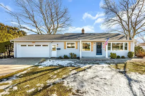 520 Arlington, Grand Haven, MI 49417